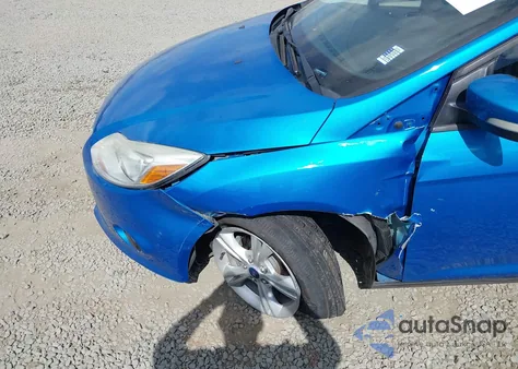 2014 Ford Focus Se z USA, uszkodzony, nr VIN 1FADP3F29EL454265